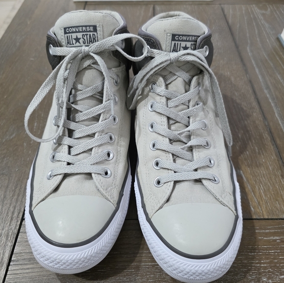 Converse Chuck Taylor All Star High Tops, Unisex Men's 12, Women's 14 - Picture 3 of 9